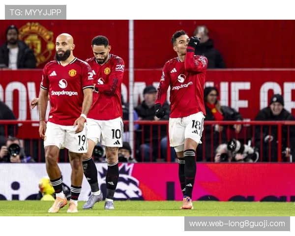 欧洲豪门夏窗引援大战升级新星转会风云再起球迷热议格局重塑